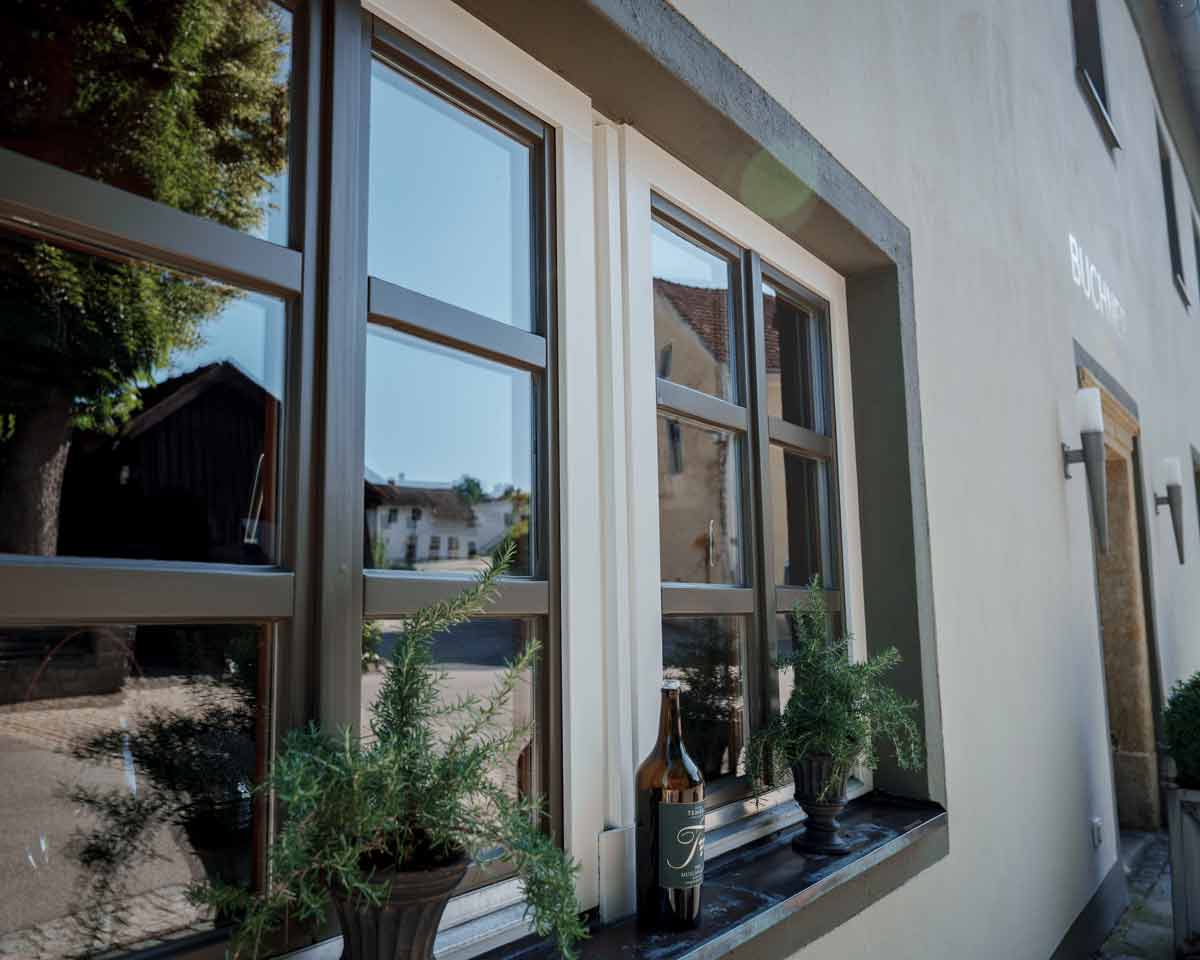 Hochwertige Spachtelarbeiten für glatte Oberflächen – Maler Straubing Referenzen